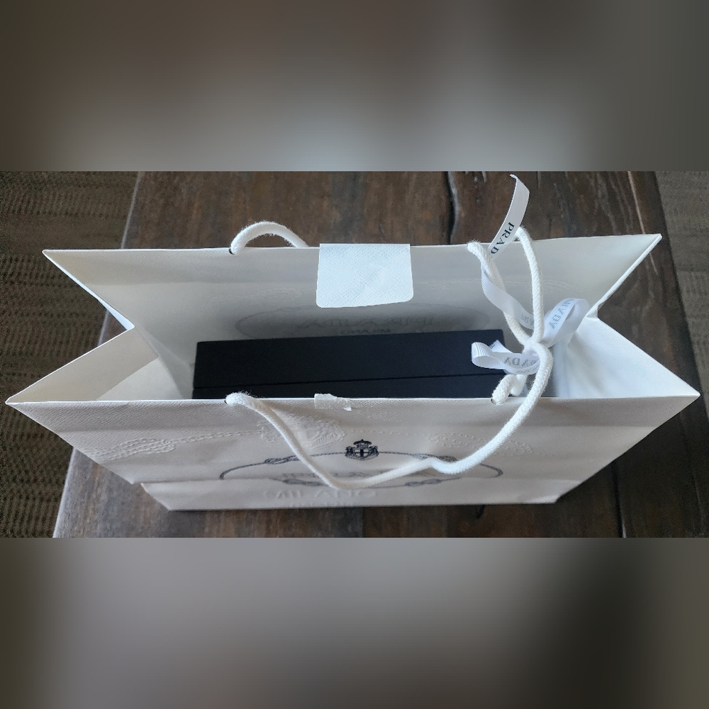 Authentic PRADA Gift Box and Bag Set - Picture 5 of 12